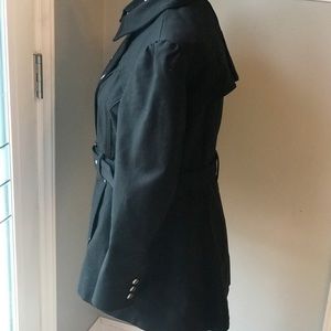 Your new fave Trench Coat 🧥